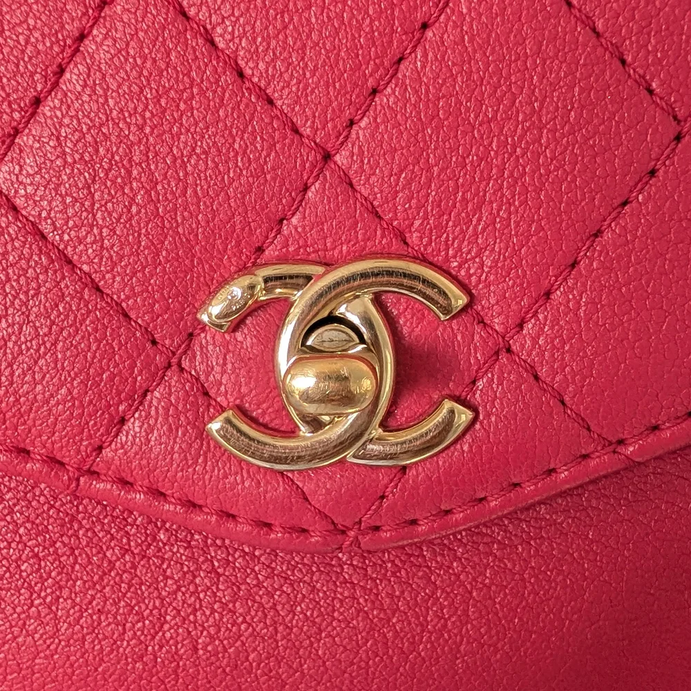 Chanel Coco Curve Flap Quilted Goatskin In Fucsia Pink